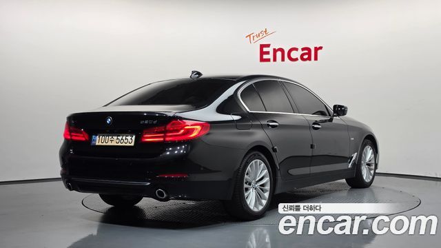 BMW 5 Series (G30) 520d xDrive Luxury Plus 2018 — фото 2