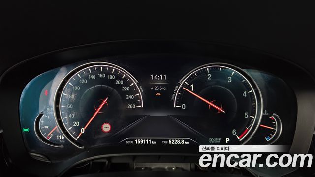 BMW 5 Series (G30) 520d xDrive Luxury Plus 2018 — фото 8