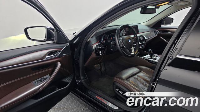 BMW 5 Series (G30) 520d xDrive Luxury Plus 2018 — фото 10