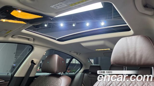 BMW 5 Series (G30) 520d xDrive Luxury Plus 2018 — фото 16