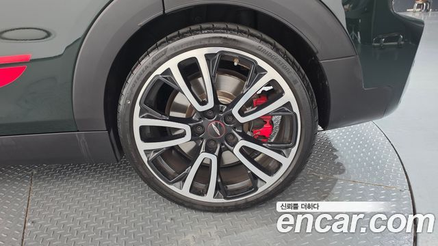 MINI Cooper S Clubman JCW 2nd Gen 2023 — фото 21