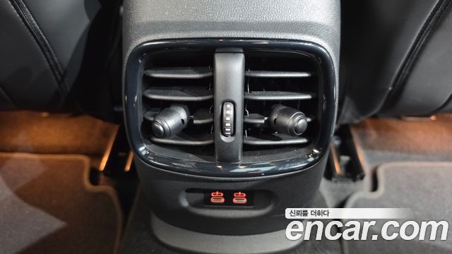MINI Cooper S Clubman JCW 2nd Gen 2023 — фото 32