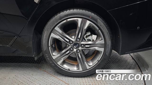 Kia K5 Hybrid (III) Signature 2021 — фото 21
