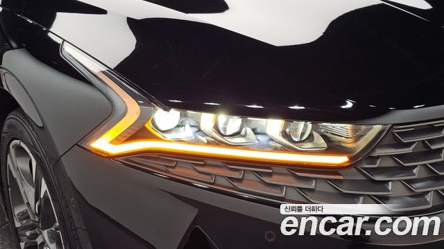 Kia K5 Hybrid (III) Signature 2021 — фото 22