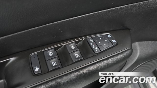 Renault Korea SM6 2.0 GDe SE 2017 — фото 28