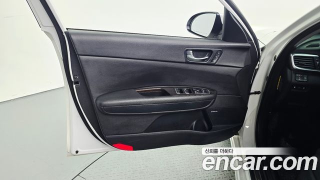 Kia K5 (II) 2.0 Intelligent 2020 — фото 30