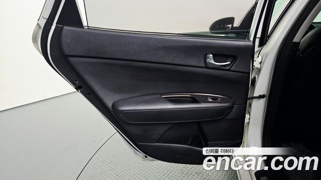 Kia K5 (II) 2.0 Intelligent 2020 — фото 31