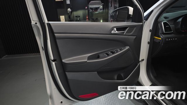 Hyundai Tucson Diesel 1.6 2WD Premium 2019 — фото 30