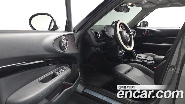 MINI Cooper Clubman Classic 2nd 2023 — фото 10