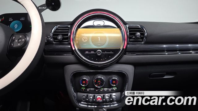 MINI Cooper Clubman Classic 2nd 2023 — фото 14