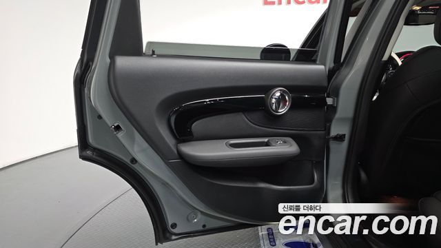 MINI Cooper Clubman Classic 2nd 2023 — фото 25