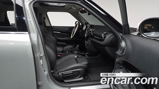 MINI Cooper Clubman Classic 2nd 2023 — фото 26
