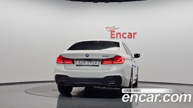 BMW 5 Series (G30) 530i M Sport Package Plus 2018 — фото 4
