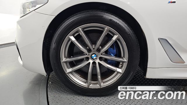 BMW 5 Series (G30) 530i M Sport Package Plus 2018 — фото 5