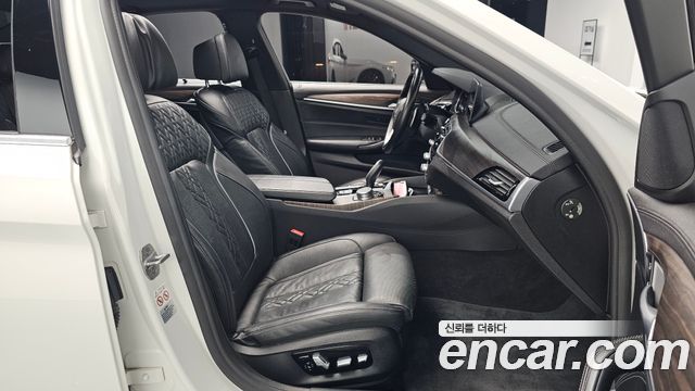 BMW 5 Series (G30) 530i M Sport Package Plus 2018 — фото 26