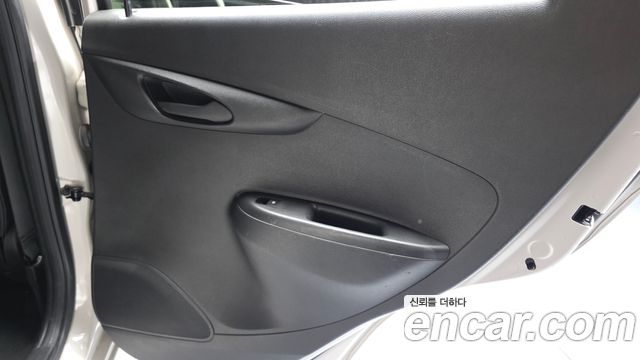 Chevrolet Spark LT 2021 — фото 25