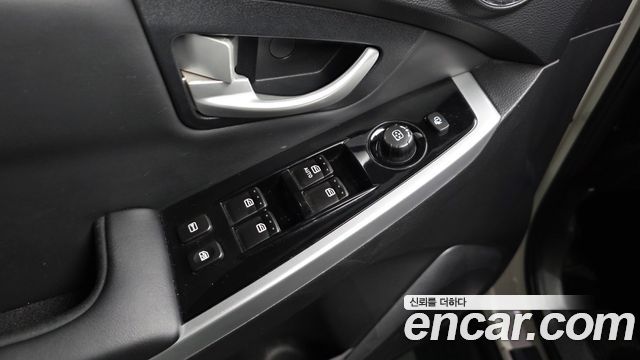 KG Mobility (SsangYong) Korando C 2.2 Extreme 2WD 2016 — фото 35