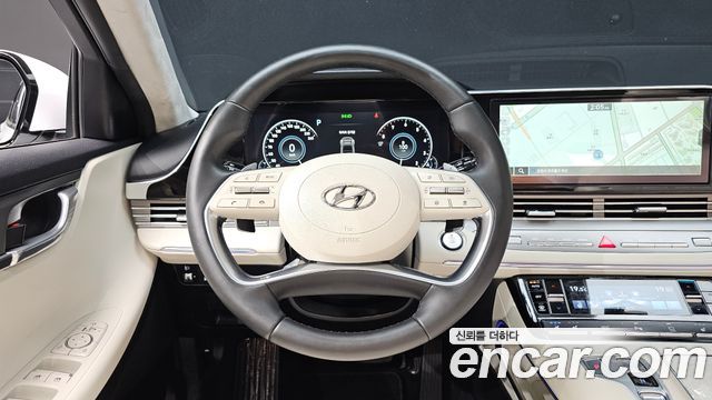 Hyundai Grandeur (IG) 2.5 Le Blanc 2023 — фото 13