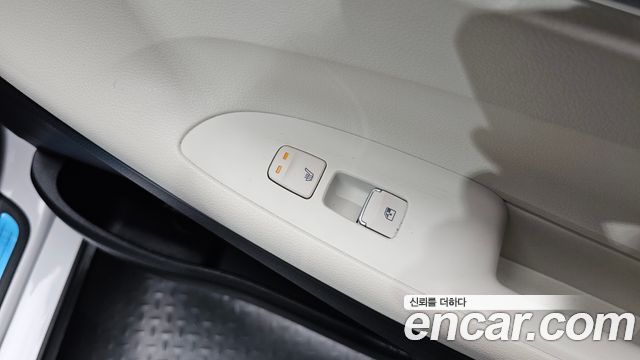 Hyundai Grandeur (IG) 2.5 Le Blanc 2023 — фото 19