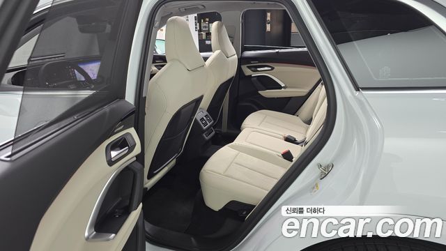 Audi Q5 (80A) 40 TFSI Quattro S Line 2025 — фото 11