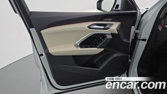 Audi Q5 (80A) 40 TFSI Quattro S Line 2025 — фото 24