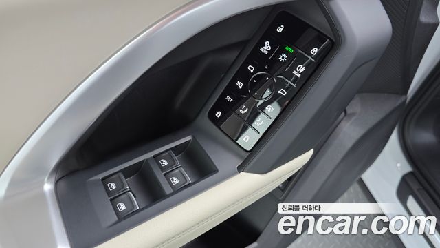Audi Q5 (80A) 40 TFSI Quattro S Line 2025 — фото 28