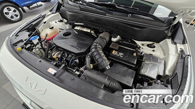 Kia Seltos Gasoline 1.6 Turbo 2WD Signature 2022 — фото 6