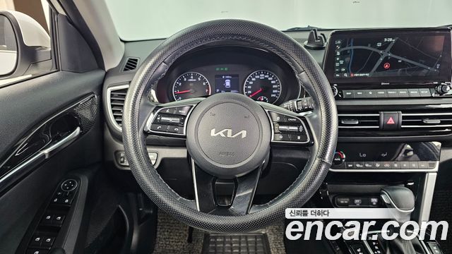 Kia Seltos Gasoline 1.6 Turbo 2WD Signature 2022 — фото 13