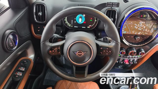 MINI Cooper S Countryman ALL4 Classic 2nd 2024 — фото 13