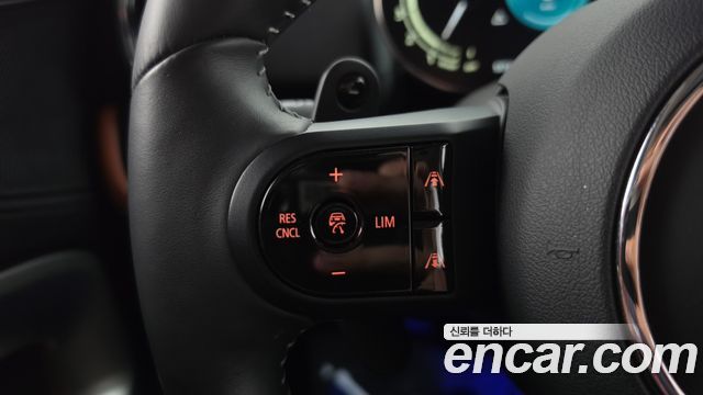 MINI Cooper S Countryman ALL4 Classic 2nd 2024 — фото 16