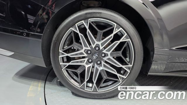 Hyundai Grandeur (GN7) 2,5 Gasoline 2WD Exclusive 2023 — фото 5