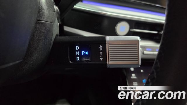 Hyundai Grandeur (GN7) 2,5 Gasoline 2WD Exclusive 2023 — фото 9