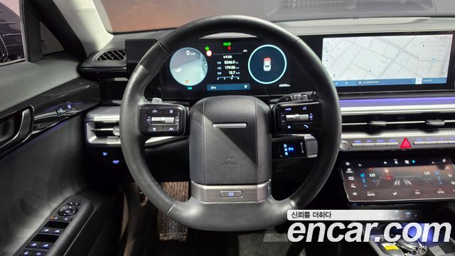Hyundai Grandeur (GN7) 2,5 Gasoline 2WD Exclusive 2023 — фото 13