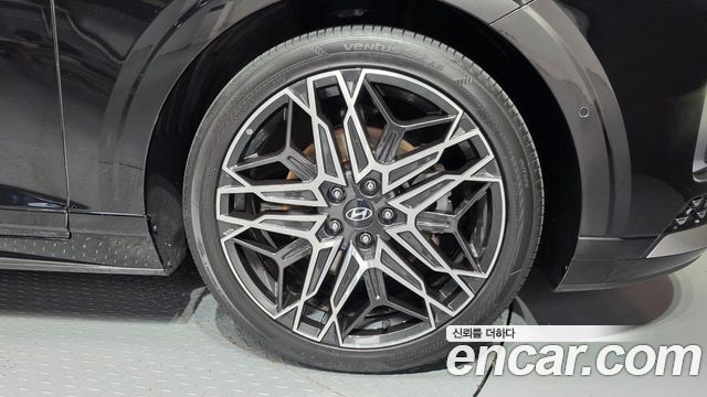 Hyundai Grandeur (GN7) 2,5 Gasoline 2WD Exclusive 2023 — фото 21