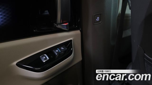 Kia Carnival (IV) Gasoline 9-Seater Hi-Limousine Signature 2023 — фото 19