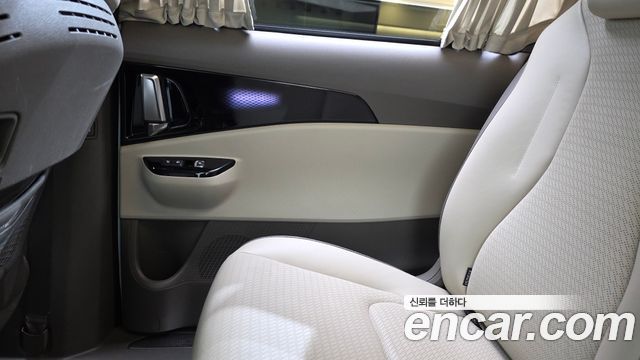 Kia Carnival (IV) Gasoline 9-Seater Hi-Limousine Signature 2023 — фото 25