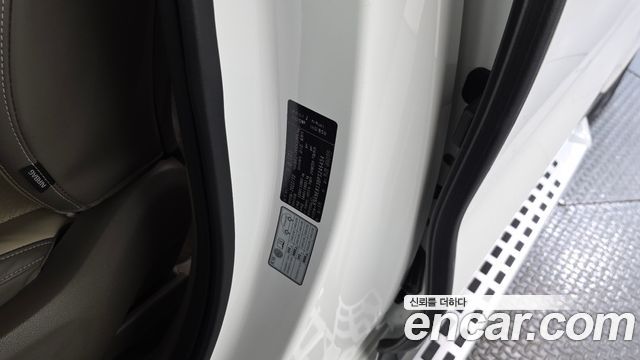Kia Carnival (IV) Gasoline 9-Seater Hi-Limousine Signature 2023 — фото 27