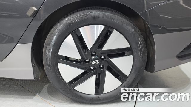 Hyundai Ioniq 6 Long Range AWD Prestige 2024 — фото 21