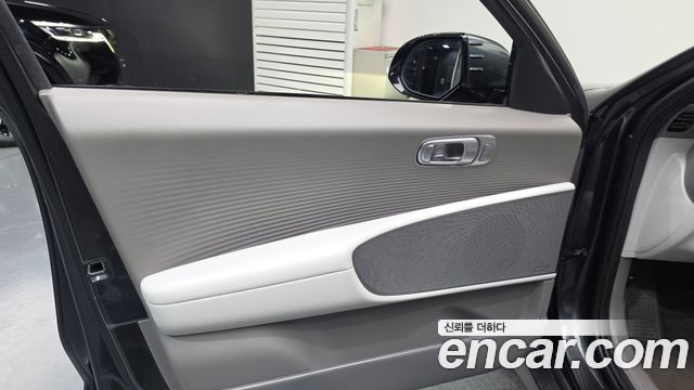Hyundai Ioniq 6 Long Range AWD Prestige 2024 — фото 24