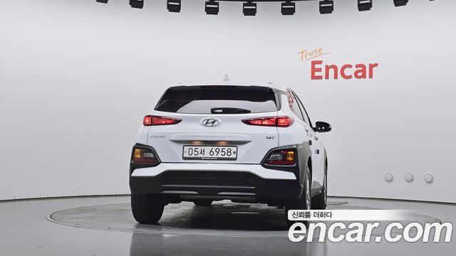 Hyundai Kona 1.6 Turbo 2WD Modern 2019 — фото 4