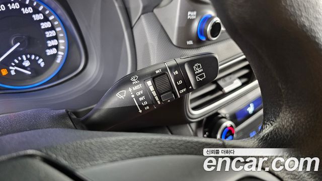 Hyundai Kona 1.6 Turbo 2WD Modern 2019 — фото 28