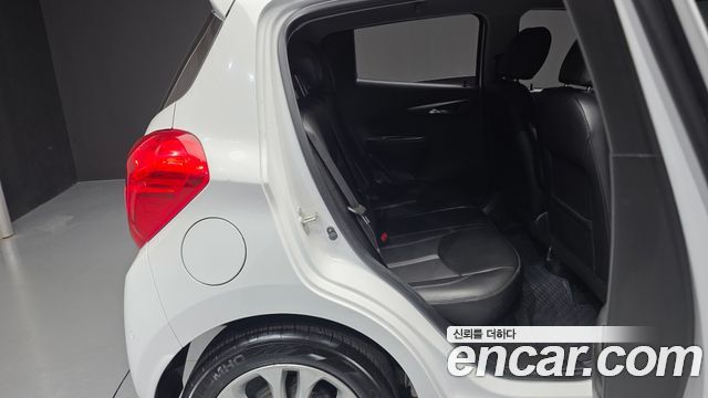 Chevrolet Spark Premier 2019 — фото 11
