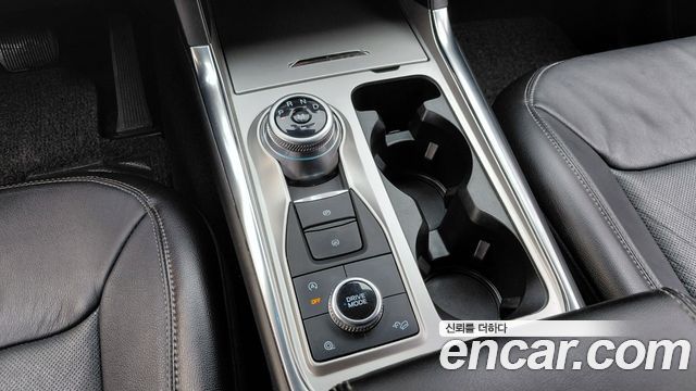 Ford Explorer (VI) 2.3 LimIted 4WD 2020 — фото 9