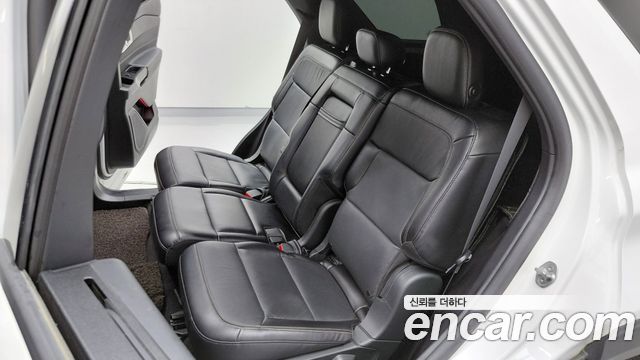 Ford Explorer (VI) 2.3 LimIted 4WD 2020 — фото 15