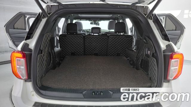 Ford Explorer (VI) 2.3 LimIted 4WD 2020 — фото 24