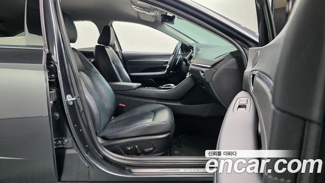 Hyundai Sonata (DN8) 2.0 Premium Plus 2022 — фото 26