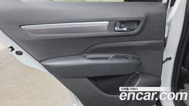 Renault Korea QM6 2.0 LPe RE 2WD 2020 — фото 25