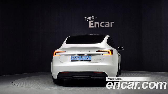 Tesla Model 3 Long Range AWD 2024 — фото 4