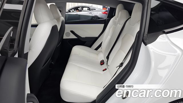 Tesla Model 3 Long Range AWD 2024 — фото 26