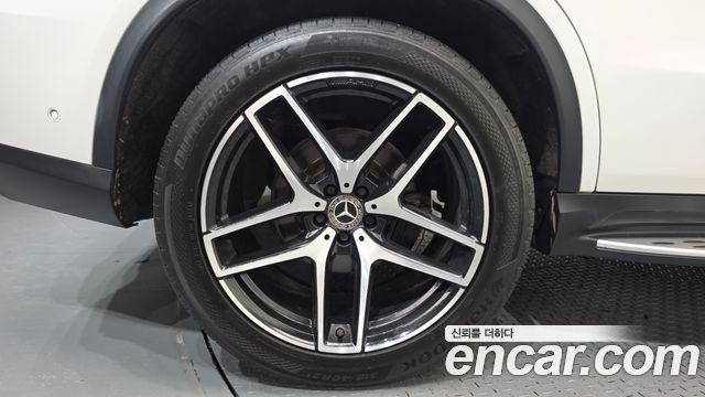 Mercedes-Benz GLE-Class (W166) GLE350 d 4MATIC Coupe 2017 — фото 5